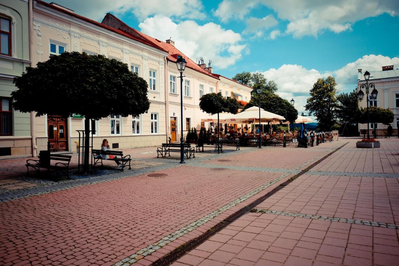 Apartament Przy Rynku Sanok Bagian luar foto